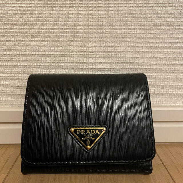 財布PRADA 財布