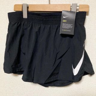 【新品】ナイキ NIKE ウィメンズ  ランニング トレーニング ウエア M(ショートパンツ)