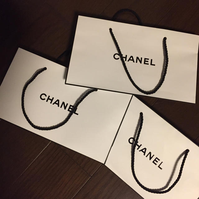 CHANEL(シャネル)のショッパー3枚SET レディースのバッグ(ショップ袋)の商品写真