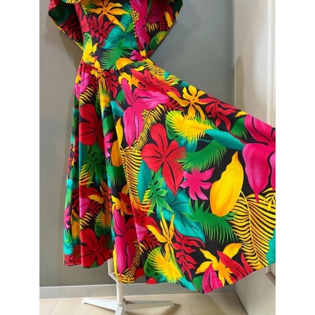 古着 アンティーク ビンテージ 70s 花柄 ハワイアン ドレス ワンピース レディースのワンピース(ロングワンピース/マキシワンピース)の商品写真