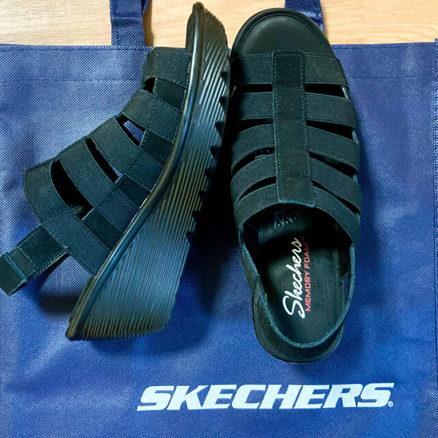 SKECHERS(スケッチャーズ)のぺこ様専用　SKECHERS  サンダル　ほぼ新品！ レディースの靴/シューズ(サンダル)の商品写真