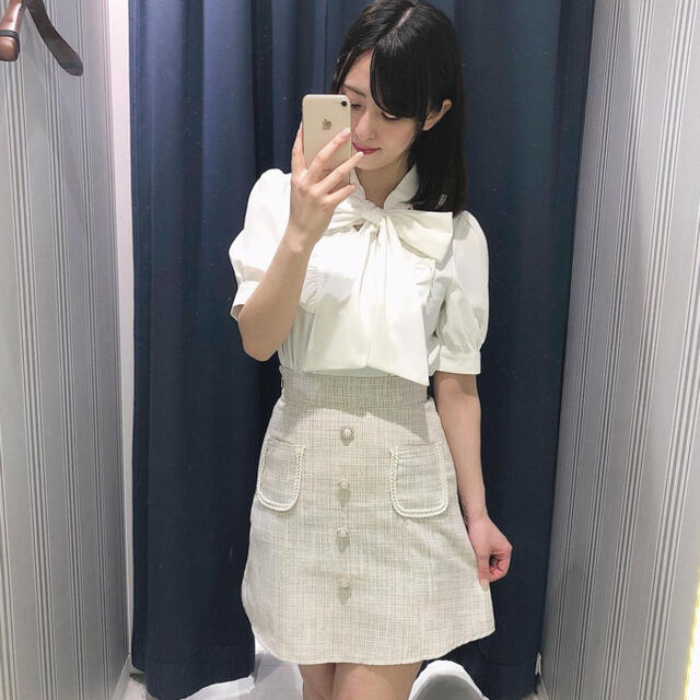 85%以上節約 アンミール スカート blog.topoleiloes.com.br