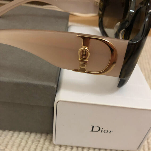 Christian Dior(クリスチャンディオール)のディオール　サングラス　Christian Dior レディースのファッション小物(サングラス/メガネ)の商品写真