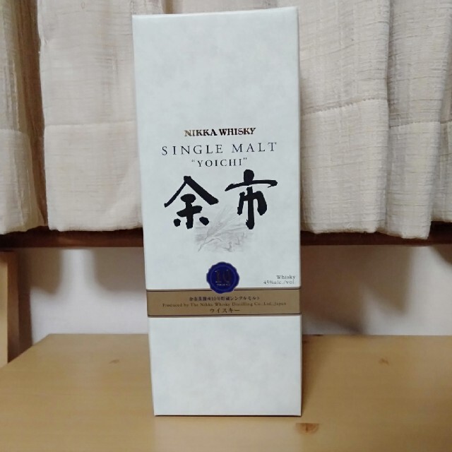 ニッカウヰスキー(ニッカウイスキー)の余市10年　箱付き 食品/飲料/酒の酒(ウイスキー)の商品写真