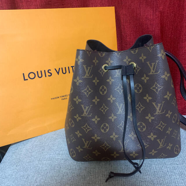 ルイ・ヴィトン LOUIS VUITTON ネオノエ ショルダーバッグ