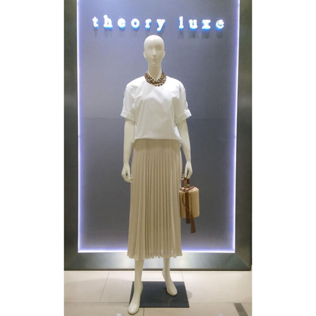 Theory luxe(セオリーリュクス)のTheory luxe ブラウス レディースのトップス(シャツ/ブラウス(半袖/袖なし))の商品写真