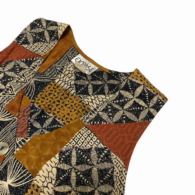 レディース　メンズ　柄ベスト　vest 総柄　デザイン　オシャレ　vintage レディースのトップス(ベスト/ジレ)の商品写真