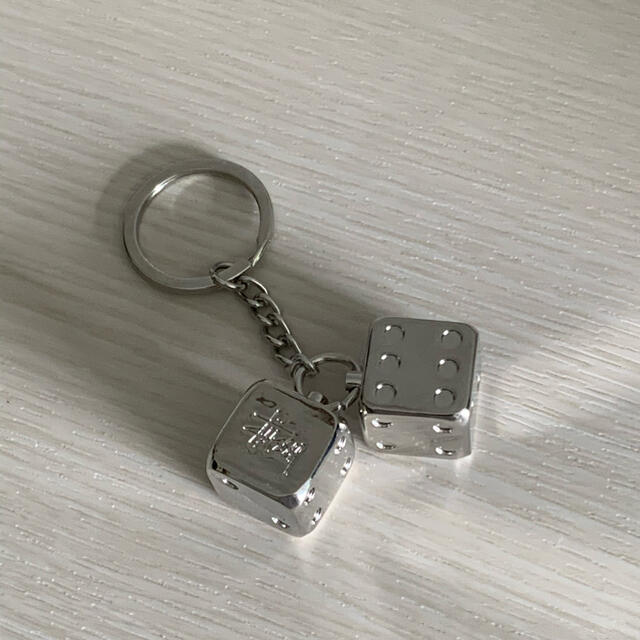 STUSSY(ステューシー)のstussy metal dice keychain メンズのファッション小物(キーホルダー)の商品写真