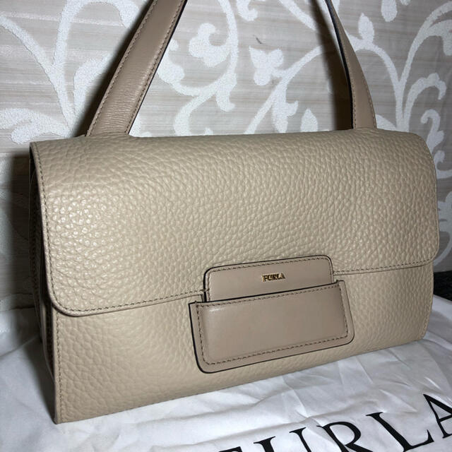 Furla(フルラ)の美品 FURLA フルラ ハンドバッグ イタリア製 レディースのバッグ(ハンドバッグ)の商品写真