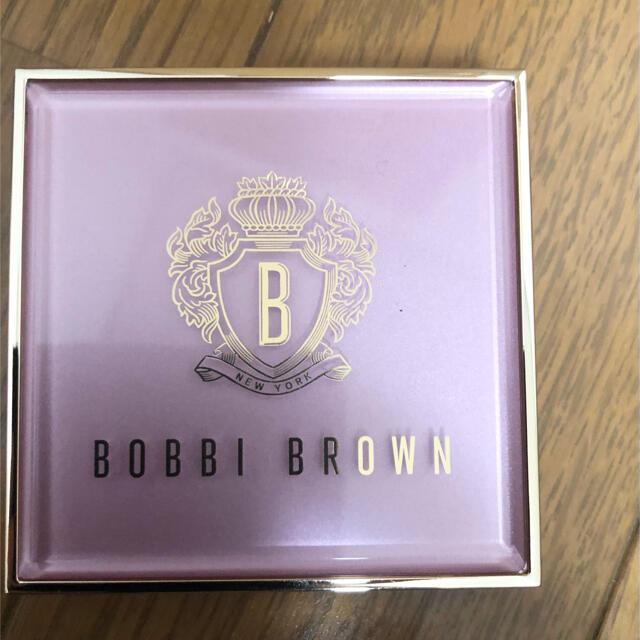 BOBBI BROWN(ボビイブラウン)のフェイスパウダー コスメ/美容のベースメイク/化粧品(フェイスパウダー)の商品写真