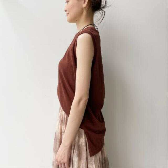 L'Appartement DEUXIEME CLASSE(アパルトモンドゥーズィエムクラス)のL'Appartement Botanical Tank Top ボルドー レディースのトップス(タンクトップ)の商品写真