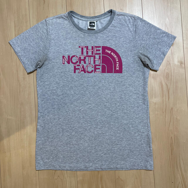 THE NORTH FACE(ザノースフェイス)の美品 ノースフェイス tシャツ レディースのトップス(Tシャツ(半袖/袖なし))の商品写真