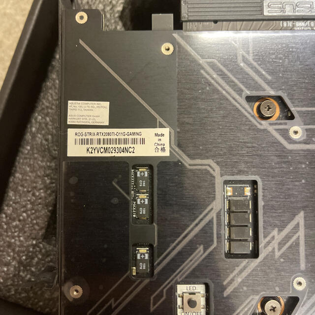 安い特価 ASUS NVIDIA RTX2080Ti 11GBの通販 by jinchennet1990's shop｜ラクマ 