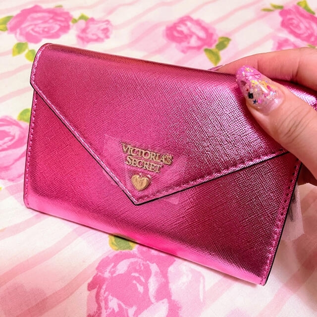 Victoria's Secret(ヴィクトリアズシークレット)のVictoria Secret✨財布👛ポーチ💖ピンク レディースのファッション小物(財布)の商品写真