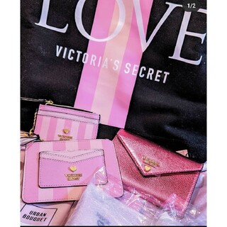 ヴィクトリアズシークレット(Victoria's Secret)のVictoria Secret✨財布👛ポーチ💖ピンク(財布)