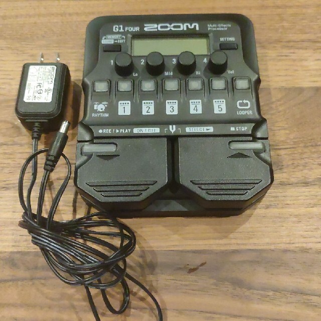 ZOOM G1 FOUR