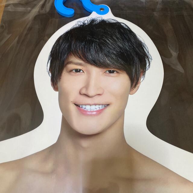 Johnny's(ジャニーズ)のSnowMan 渡辺翔太　ハンガー エンタメ/ホビーのタレントグッズ(アイドルグッズ)の商品写真