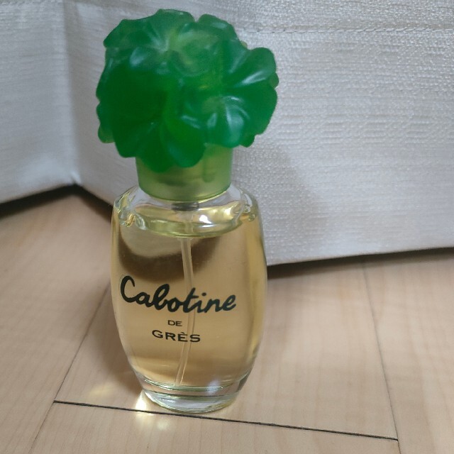 GRES CABOTINE(グレカボティーヌ)のグレ　カボティーヌ　オードトワレ　30ml コスメ/美容の香水(香水(女性用))の商品写真