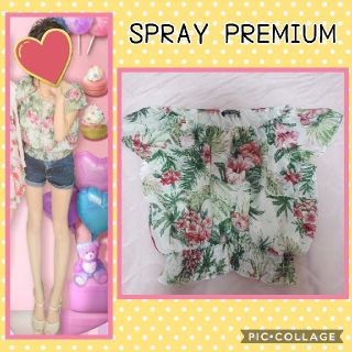 スプレイ(SpRay)のSPRAY PREMIUM 花柄 オフショル ショート丈トップス(カットソー(半袖/袖なし))