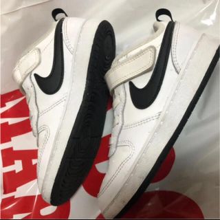 ナイキ(NIKE)のNIKE 白スニーカー(スニーカー)