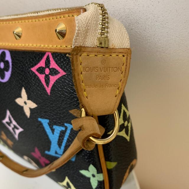 LOUIS VUITTON(ルイヴィトン)のルイヴィトンマルチカラーアクセサリーポーチ レディースのバッグ(ハンドバッグ)の商品写真