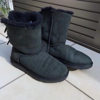 アグ(UGG)のUGG 中古ブーツ　ブラックサイズ8ムートンブーツ(ブーツ)