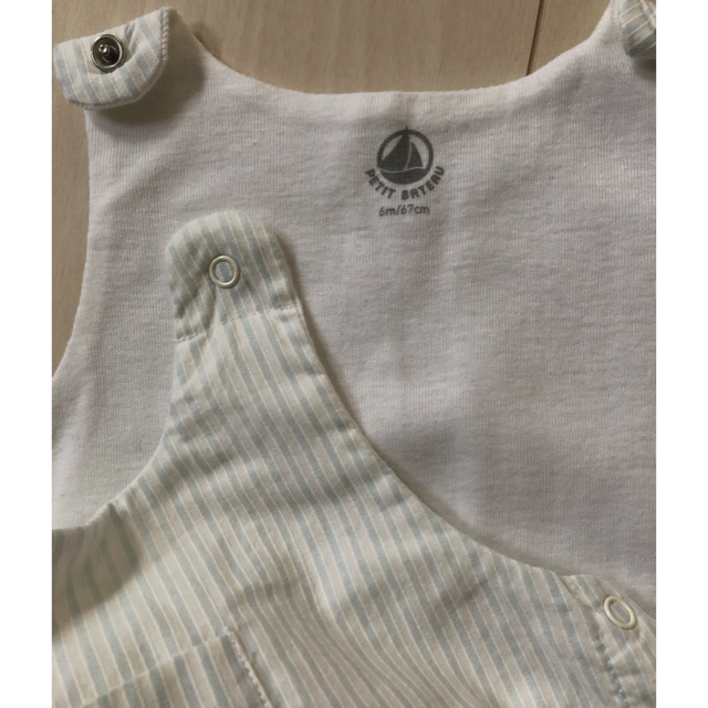 PETIT BATEAU(プチバトー)の【最終値下げ】プチバトー サロペット ノースリーブ ロンパース サイズ67cm キッズ/ベビー/マタニティのベビー服(~85cm)(ロンパース)の商品写真