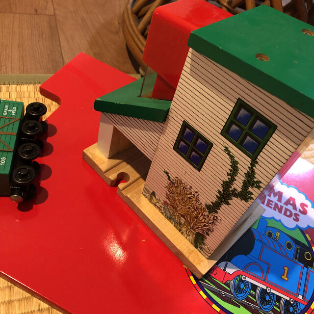 BRIO(ブリオ)の木製トーマス　ラーニングカーブ　トーマスランド キッズ/ベビー/マタニティのおもちゃ(電車のおもちゃ/車)の商品写真