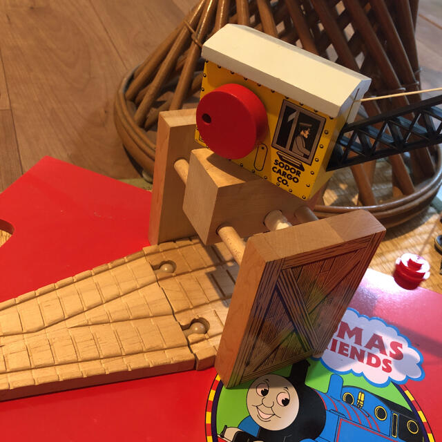 BRIO(ブリオ)の木製トーマス　ラーニングカーブ　クレーン　木製レール キッズ/ベビー/マタニティのおもちゃ(電車のおもちゃ/車)の商品写真
