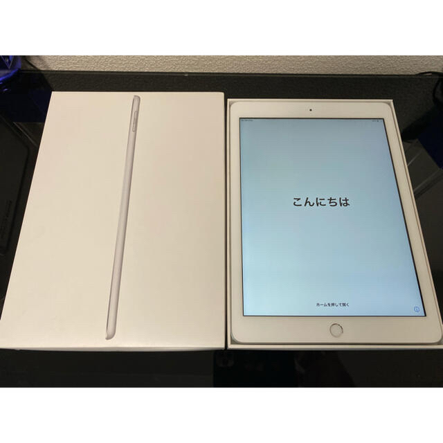 スマホ/家電/カメラiPad 第6世代 32GB Wi-Fi＋セルラー モデル シルバー