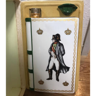 CAMUS ナポレオン　ブック　白陶器　箱付き　ブランデー　古酒(ブランデー)