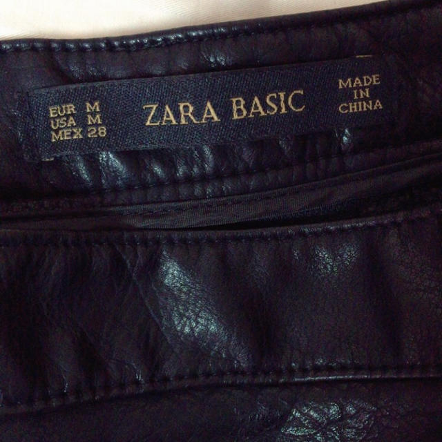 ZARA(ザラ)のレザースカート レディースのスカート(ミニスカート)の商品写真