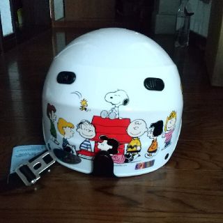 スヌーピー(SNOOPY)のスヌーピーヘルメット新品(ヘルメット/シールド)