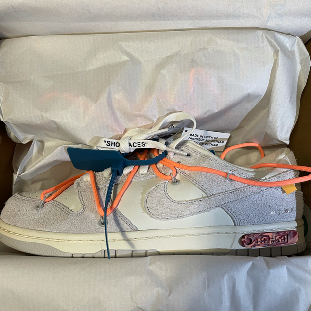 NIKE(ナイキ)のNIKE off-white Dunk Low The 50Collection メンズの靴/シューズ(スニーカー)の商品写真