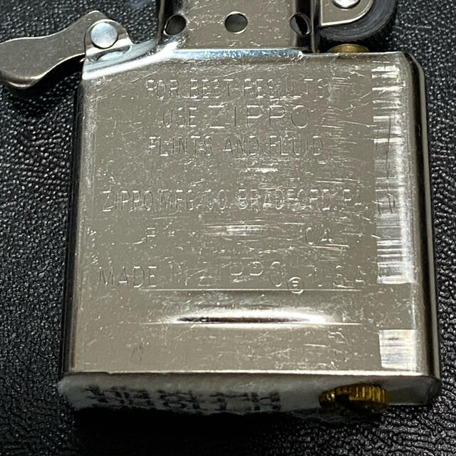 ZIPPO(ジッポー)のzippo IDカプセル付き（2005年製造） メンズのファッション小物(タバコグッズ)の商品写真