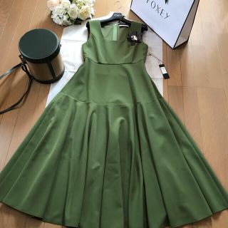 フォクシー(FOXEY)のFOXEY SPRING BLOOM DRESS 紙タグ有2021年74800円(ロングワンピース/マキシワンピース)