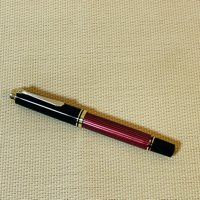 ペリカン 万年筆 F 細字 ボルドー スーベレーン M600 正規輸入品
