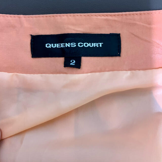 QUEENS COURT(クイーンズコート)のカワイイ！サーモンピンクのフレアスカート レディースのスカート(ひざ丈スカート)の商品写真