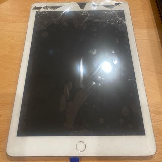 アイパッド(iPad)のiPad 5 ジャンク　64gb A1822 iPad2 のおまけつき。(タブレット)