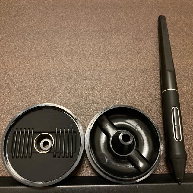 HUION kamvas13 スマホ/家電/カメラのPC/タブレット(PC周辺機器)の商品写真