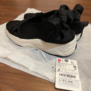 ザラキッズ(ZARA KIDS)のZARA スポサン　ほぼ新品　試し履きのみ　✴︎値下げしました(サンダル)