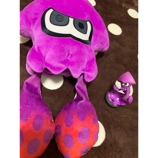 スプラトゥーン amiibo イカ&ぬいぐるみセット ネオンパープル エンタメ/ホビーのフィギュア(ゲームキャラクター)の商品写真