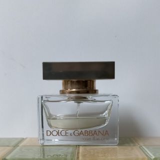 ドルチェアンドガッバーナ(DOLCE&GABBANA)のドルチェアンドガッバーナ　ローズザ・ワン　オーデパルファム30ml(香水(女性用))