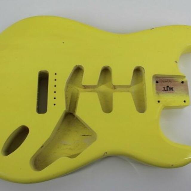 MJTストラトキャスターレリック加工ボディ　グラフィティイエロー 楽器のギター(エレキギター)の商品写真