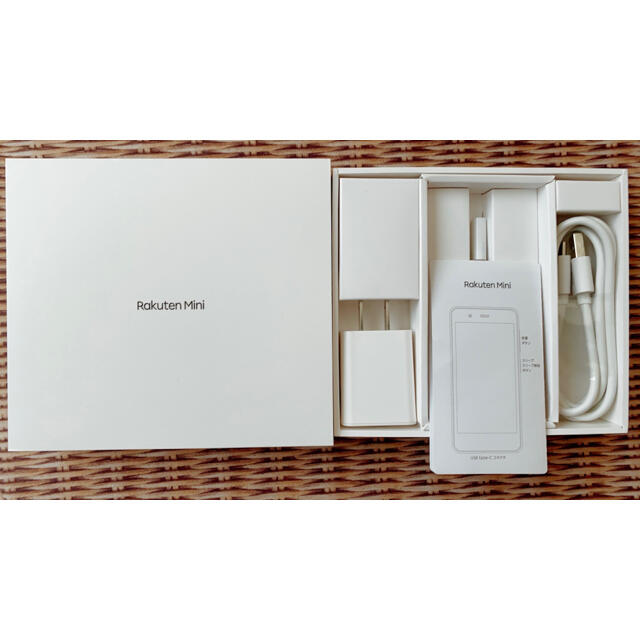 Rakuten mini 白 本体 美品 値下げしました。 1