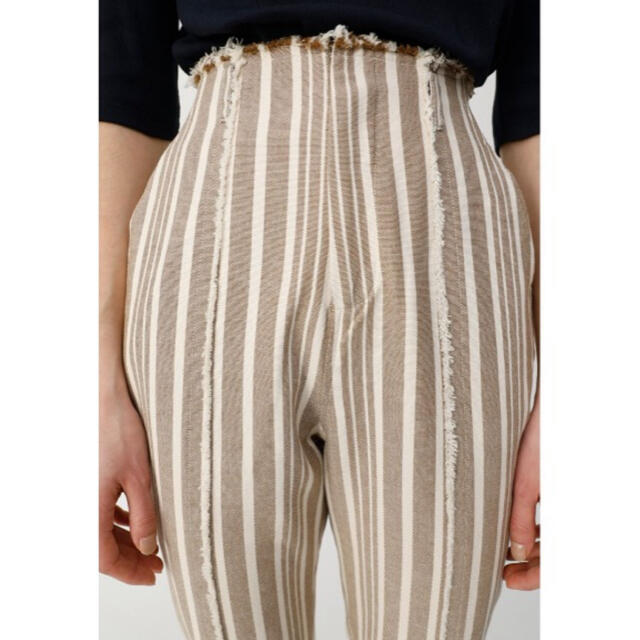 moussy(マウジー)のmoussy STRIPE HIGH WAST パンツ レディースのパンツ(カジュアルパンツ)の商品写真