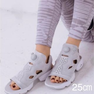 リーボック(Reebok)のInstapump Sandal (リーボックサンダル)(サンダル)