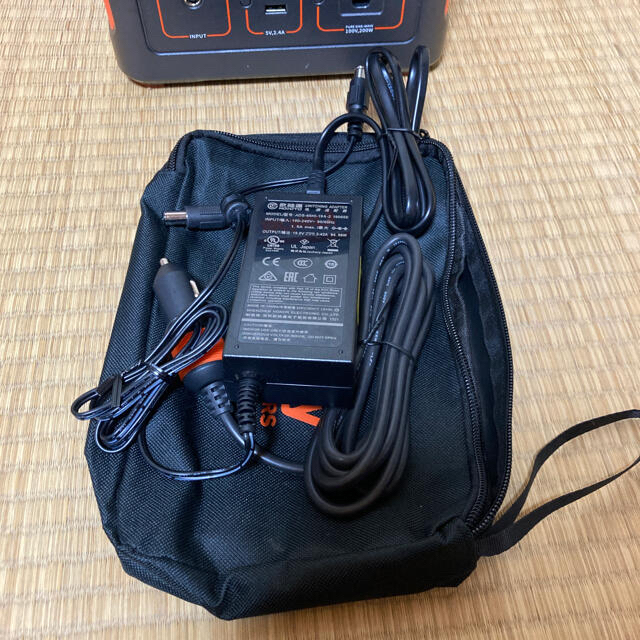 保証付き　Jackeryポータブル電源 240 67200mAh/240Wh スポーツ/アウトドアのスポーツ/アウトドア その他(その他)の商品写真