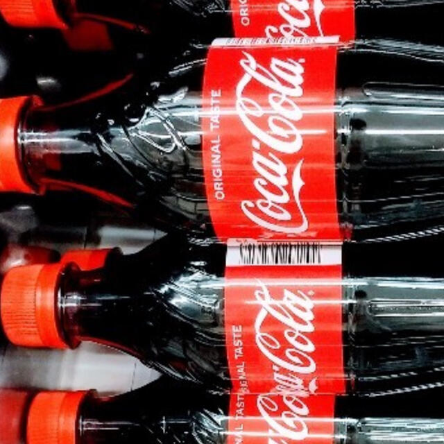 コカ・コーラ(コカコーラ)のコカコーラ500m 24本x2ケース 食品/飲料/酒の飲料(ソフトドリンク)の商品写真
