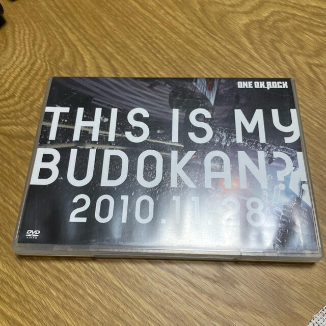 LIVE　DVD「THIS　IS　MY　BUDOKAN？！　2010．11．28 エンタメ/ホビーのDVD/ブルーレイ(ミュージック)の商品写真